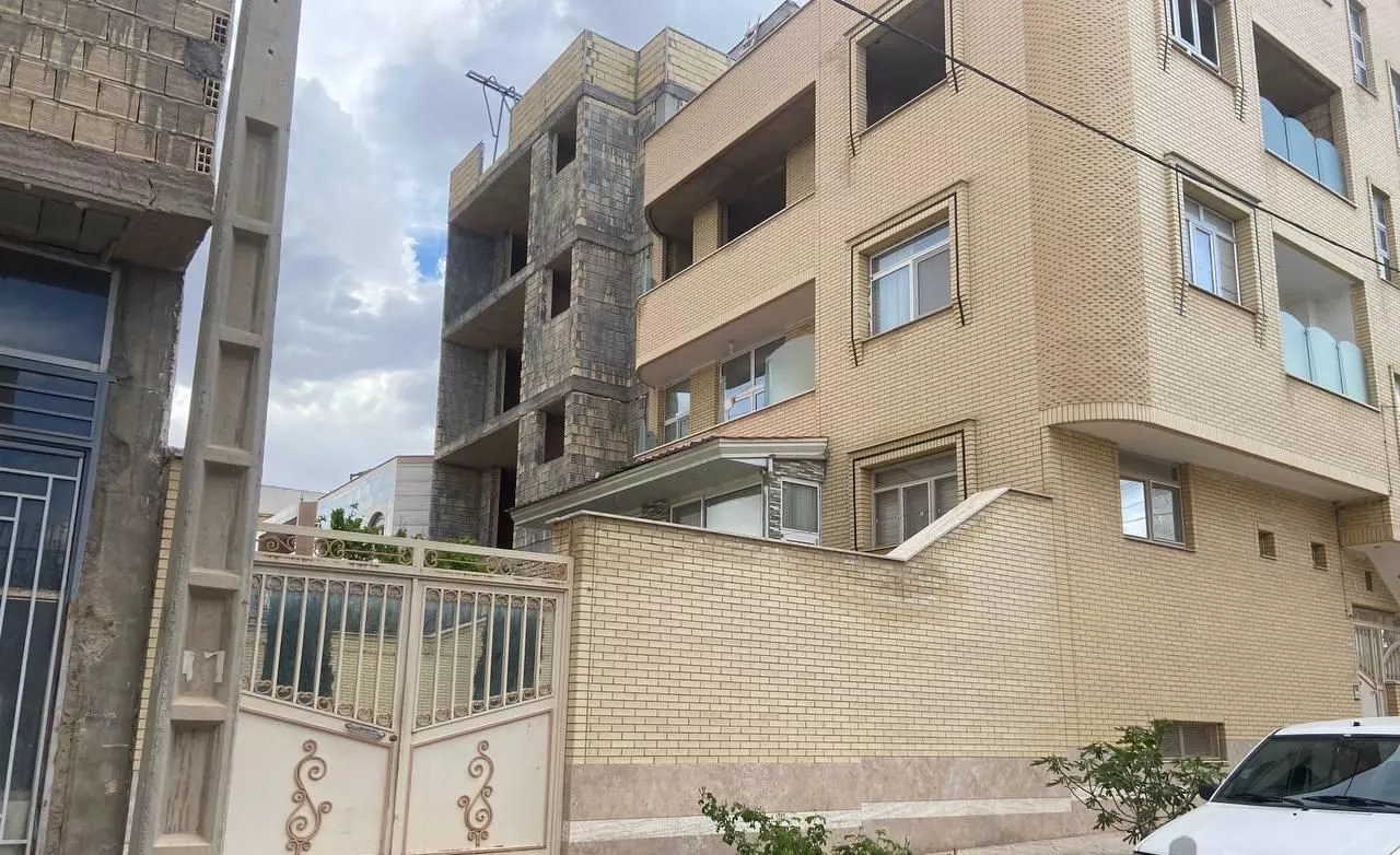 فروش منزل مسکونی شهر تیران