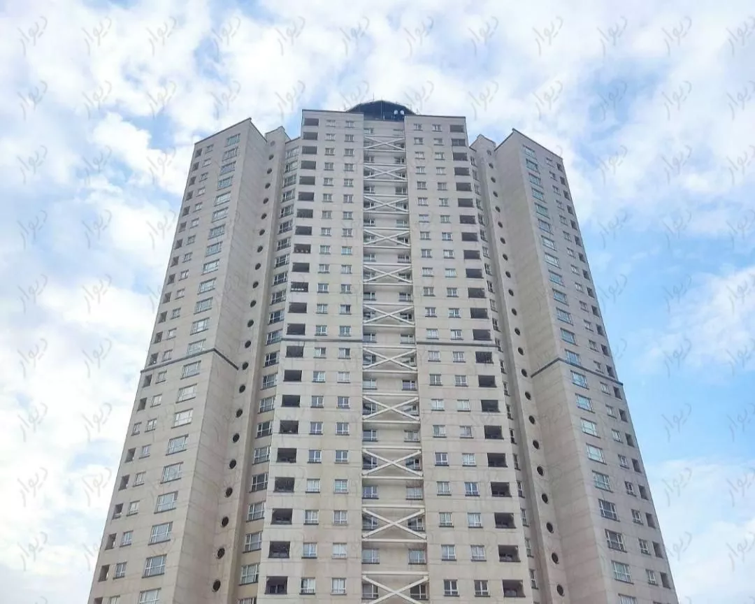 فروش آپارتمان ۳خوابه ۱۶۰ متری برج افرا مروارید شهر