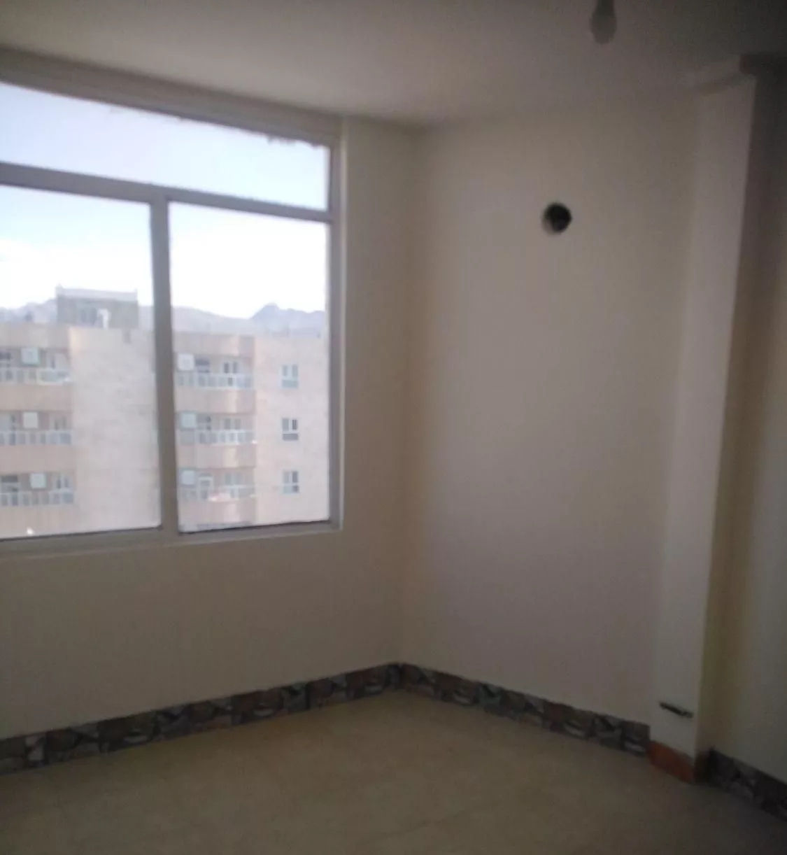 آپارتمان 100 متری شهید احمدی