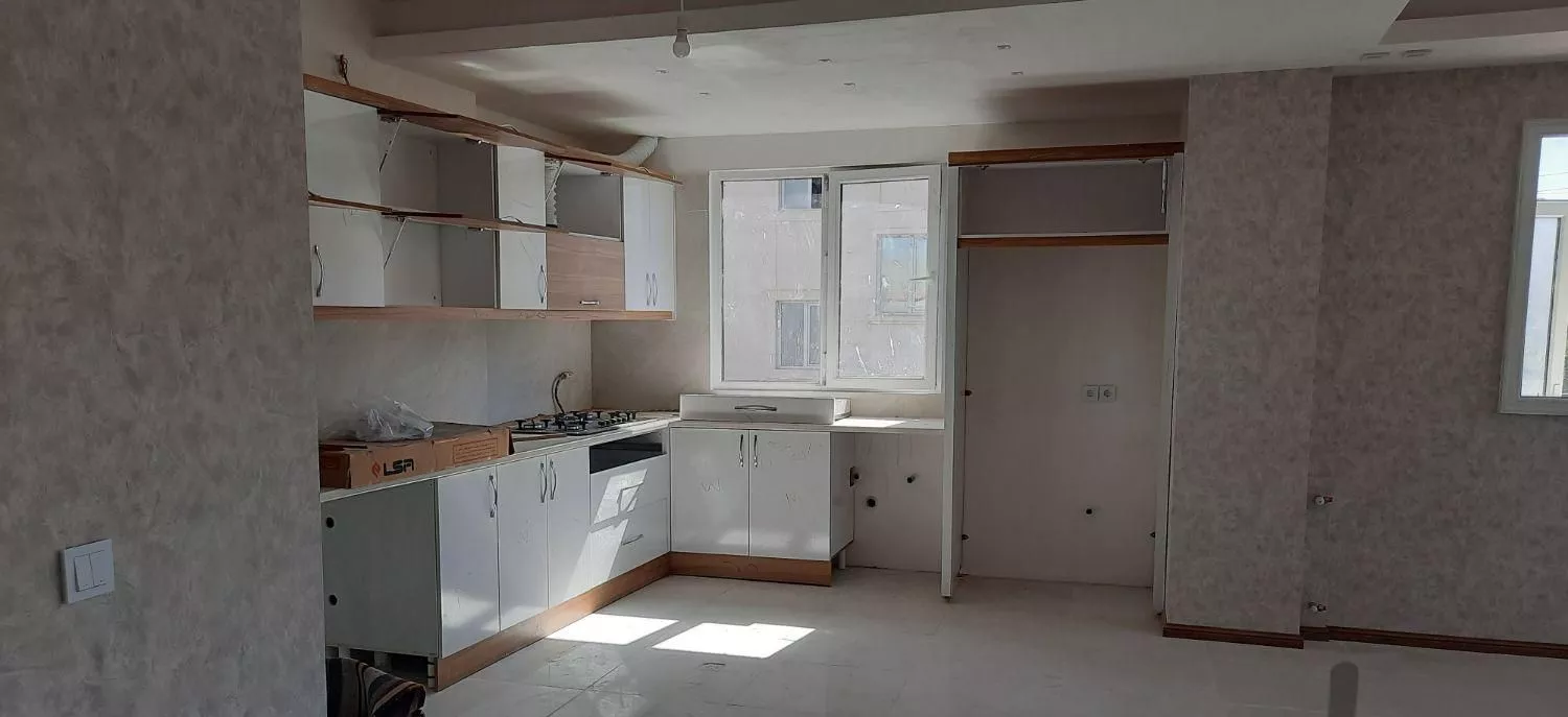 آپارتمان نوساز دونبش نورگیر صیاد ارتش حاشیه ۳۲متری