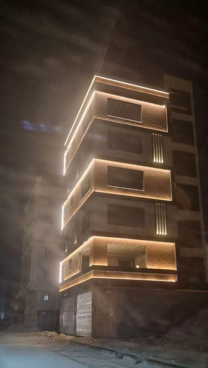آپارتمان شهرک فجر ۱۳۵ متری املاک بین الملل