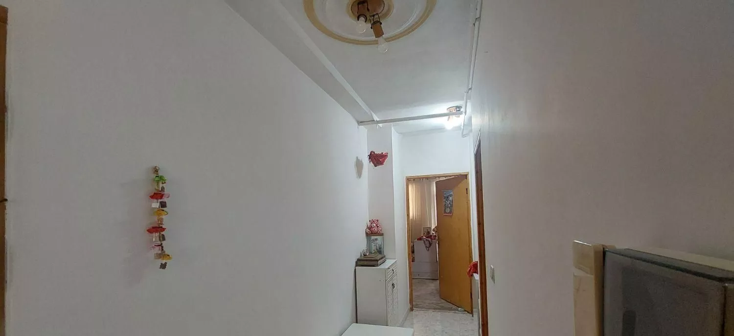 آپارتمان انزلی غازیان میدان گاز اول خرمشهر ٩٣متر