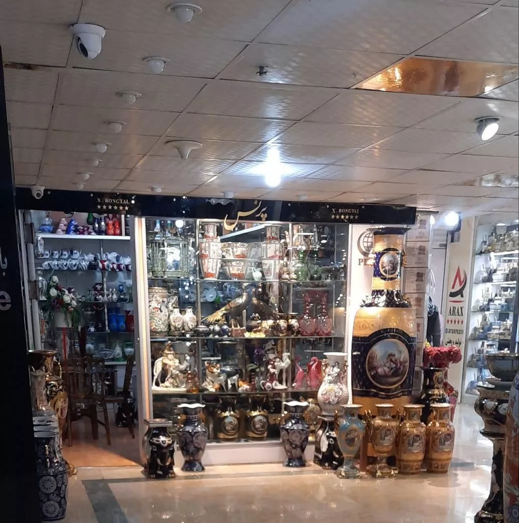 مغازه شوش فروشگاه پاساژ شهرداری صابونیان