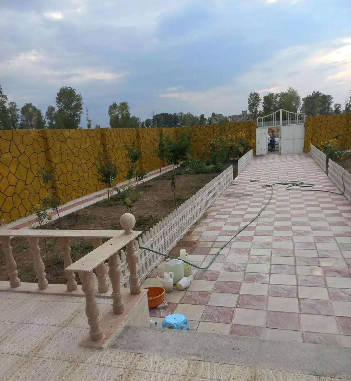 ویلا باغ باسمنج مهرانشهر مرزداران