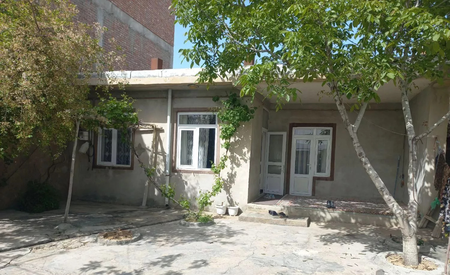خانه مسکونی در روستای اگریقاش روبه خیابان