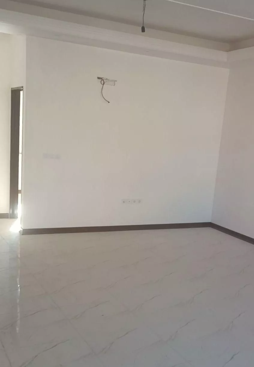 آپارتمان ۱۱۰ متر امامزاده احمدی