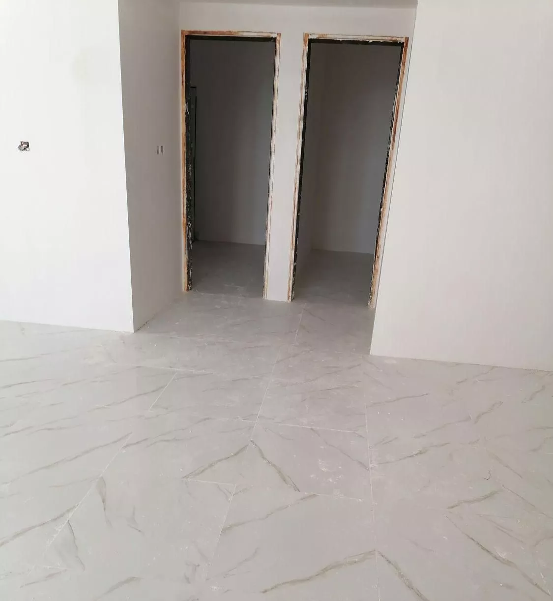 آپارتمان ۳ طبقه غشلاق آمرآباد نوساز