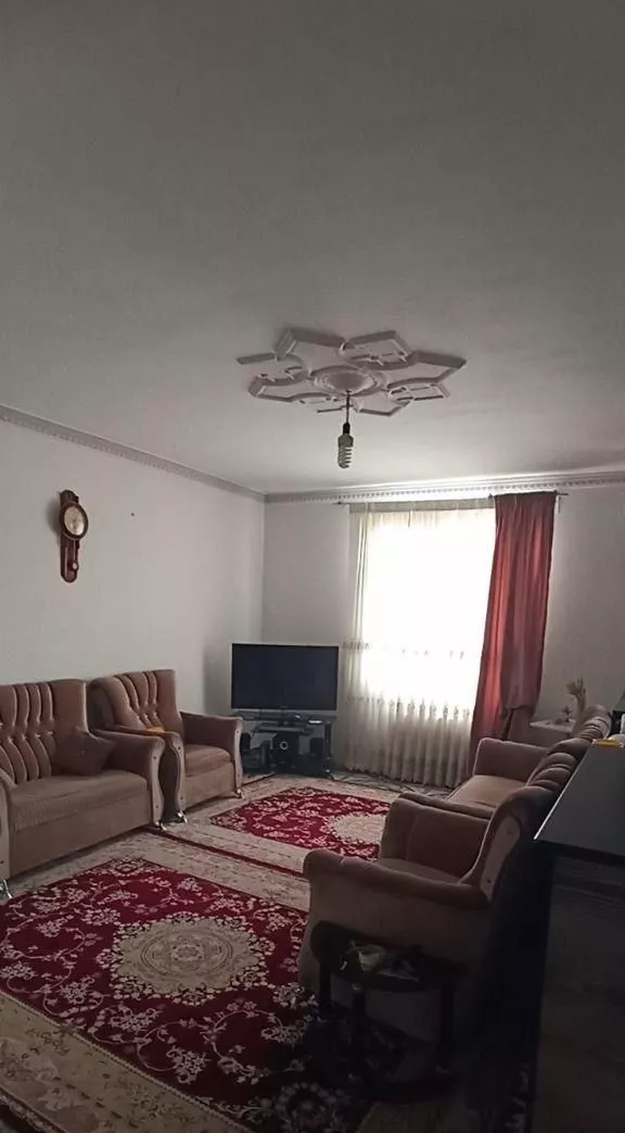 آپارتمان ۸۴ متر پاکدشت میدان سپاه