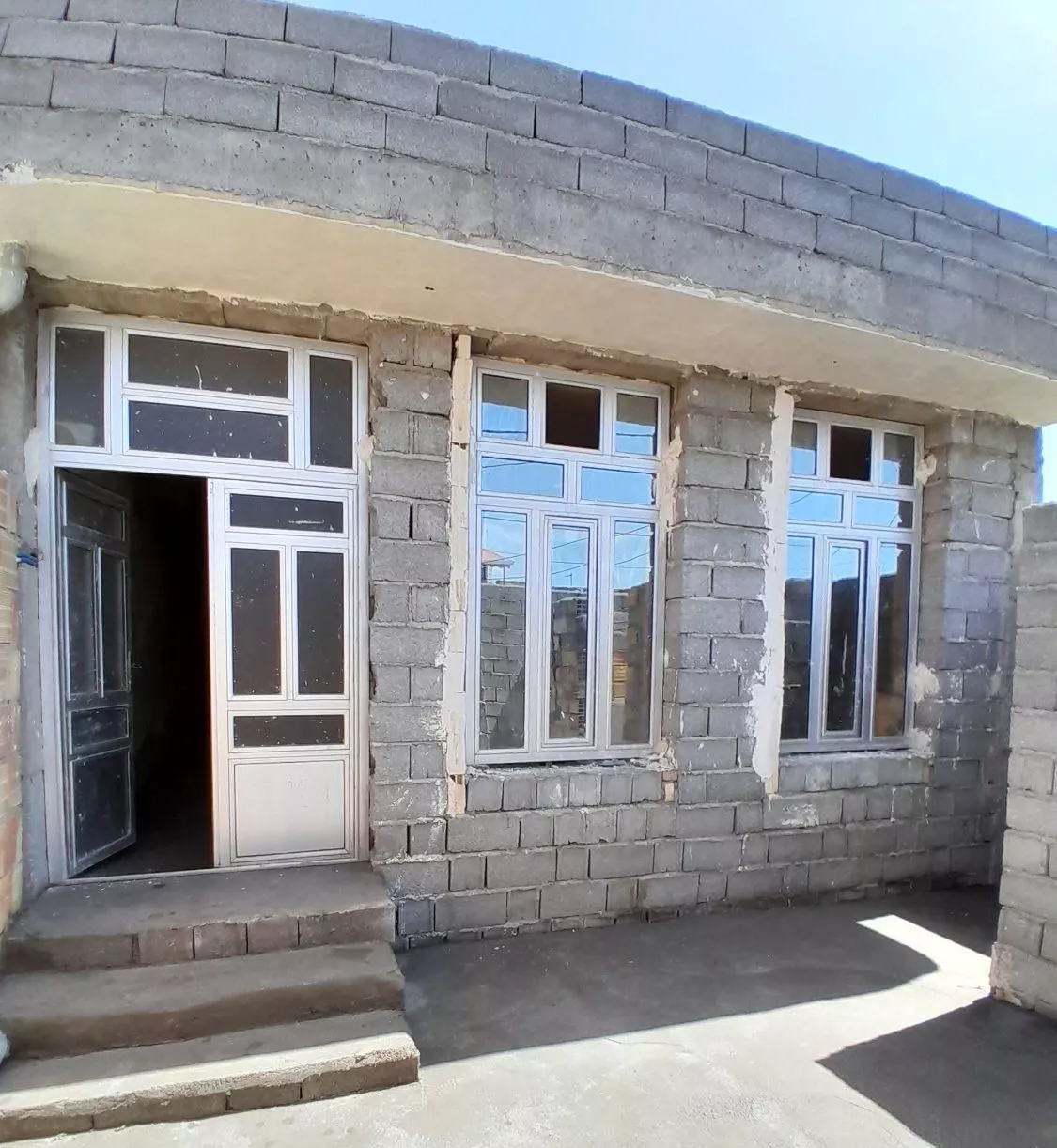 خانه ۱۰۰ متر در خیابان شهید مطهری کوچه ۲۵