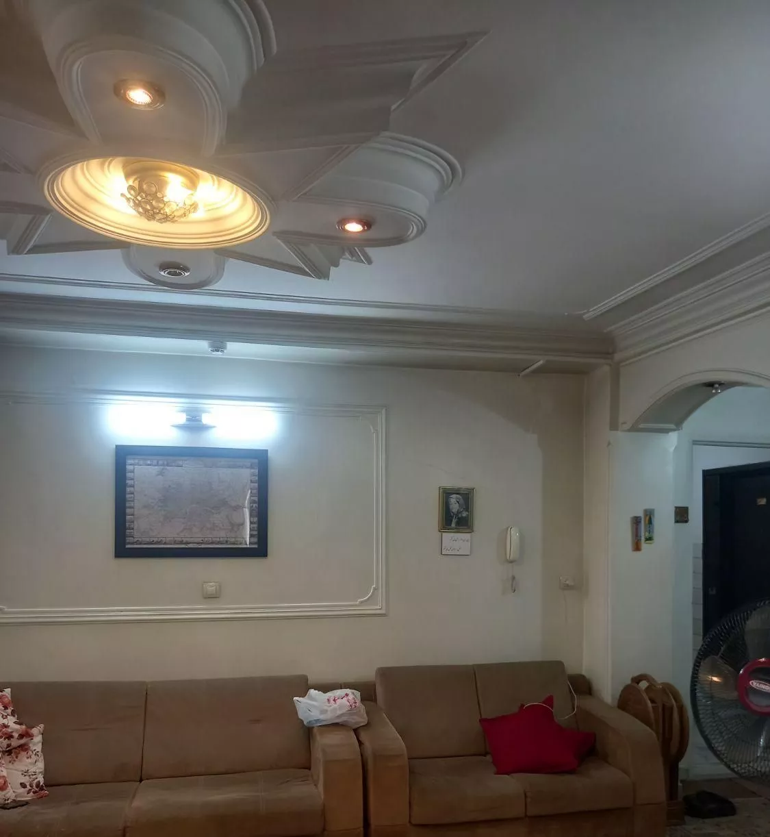 آپارتمان دولت آباد مجتمع لاله۲ ۶۷متر .دوخوابه
