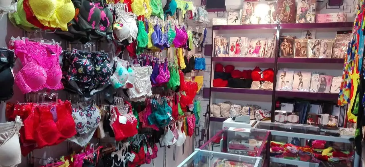 واگذاری فروشگاه لباس زیر زنانه