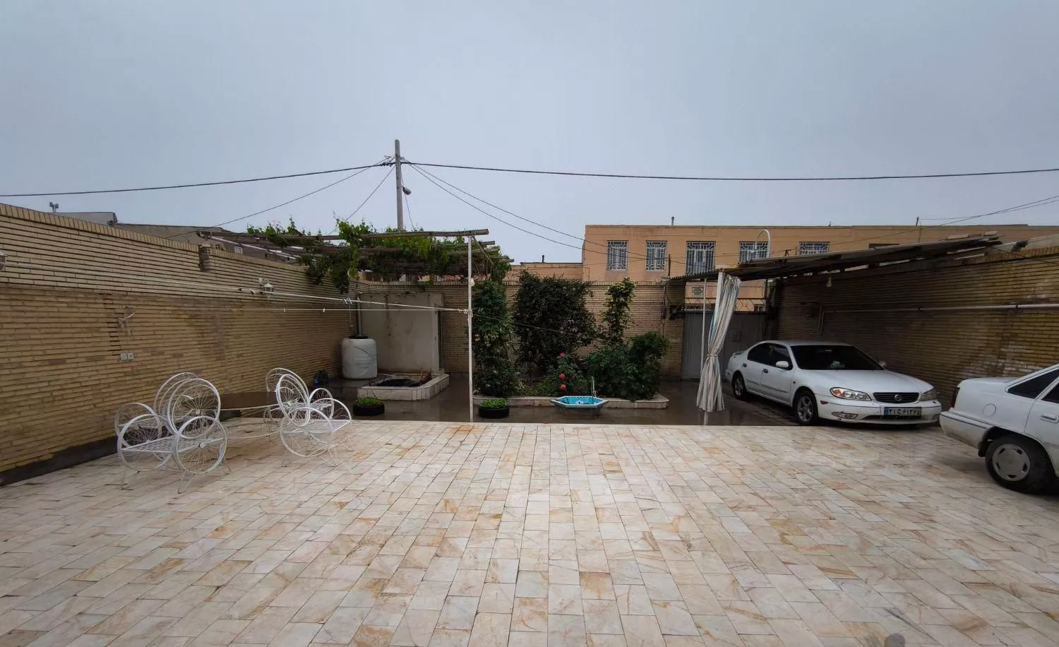 ویلایی تک برگ موقوفه حاج باقر بازسازی شده