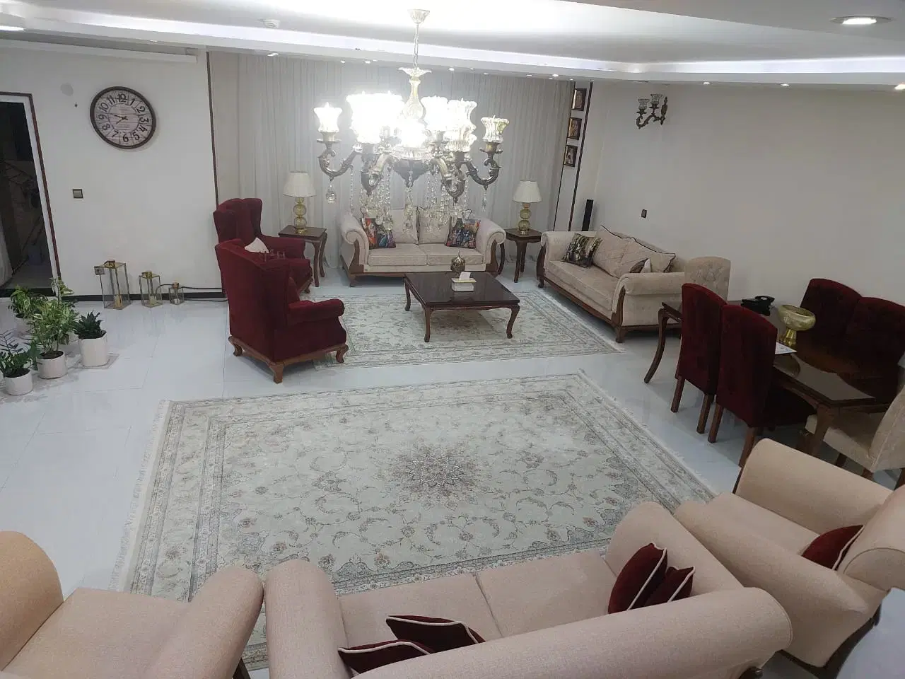 واحد ۶۸ متری_ دو خواب_ اصلی
