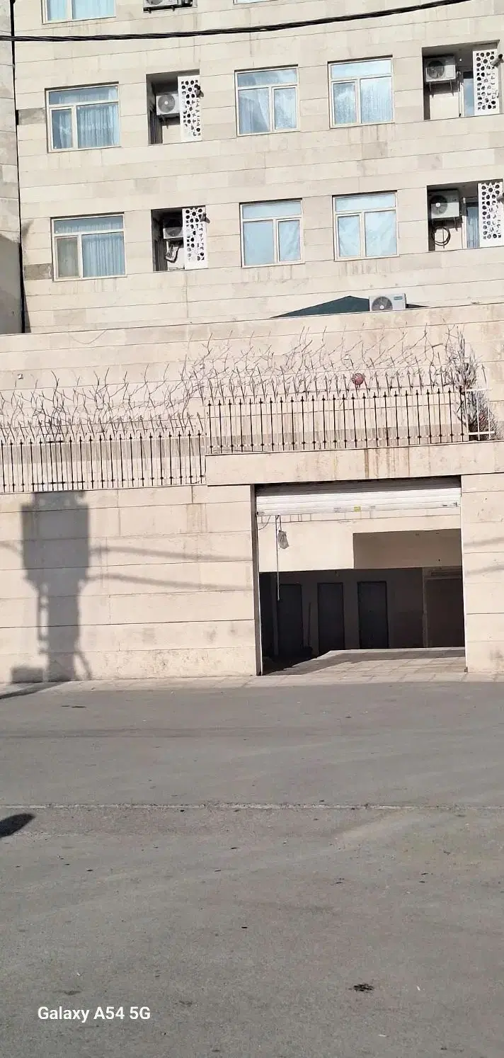 آپارتمان  150 متری جلال 44