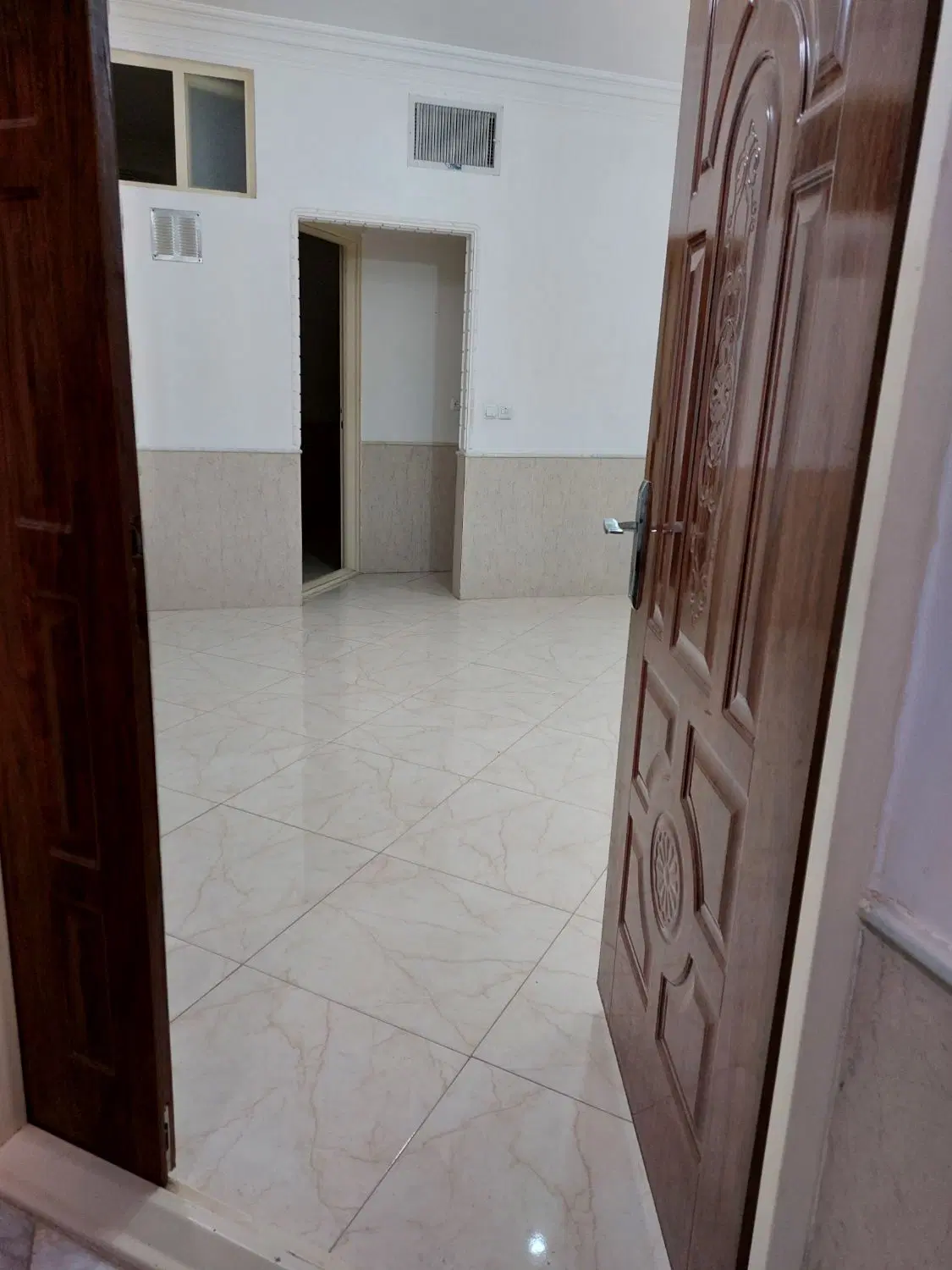 اجاره همکف غرویان