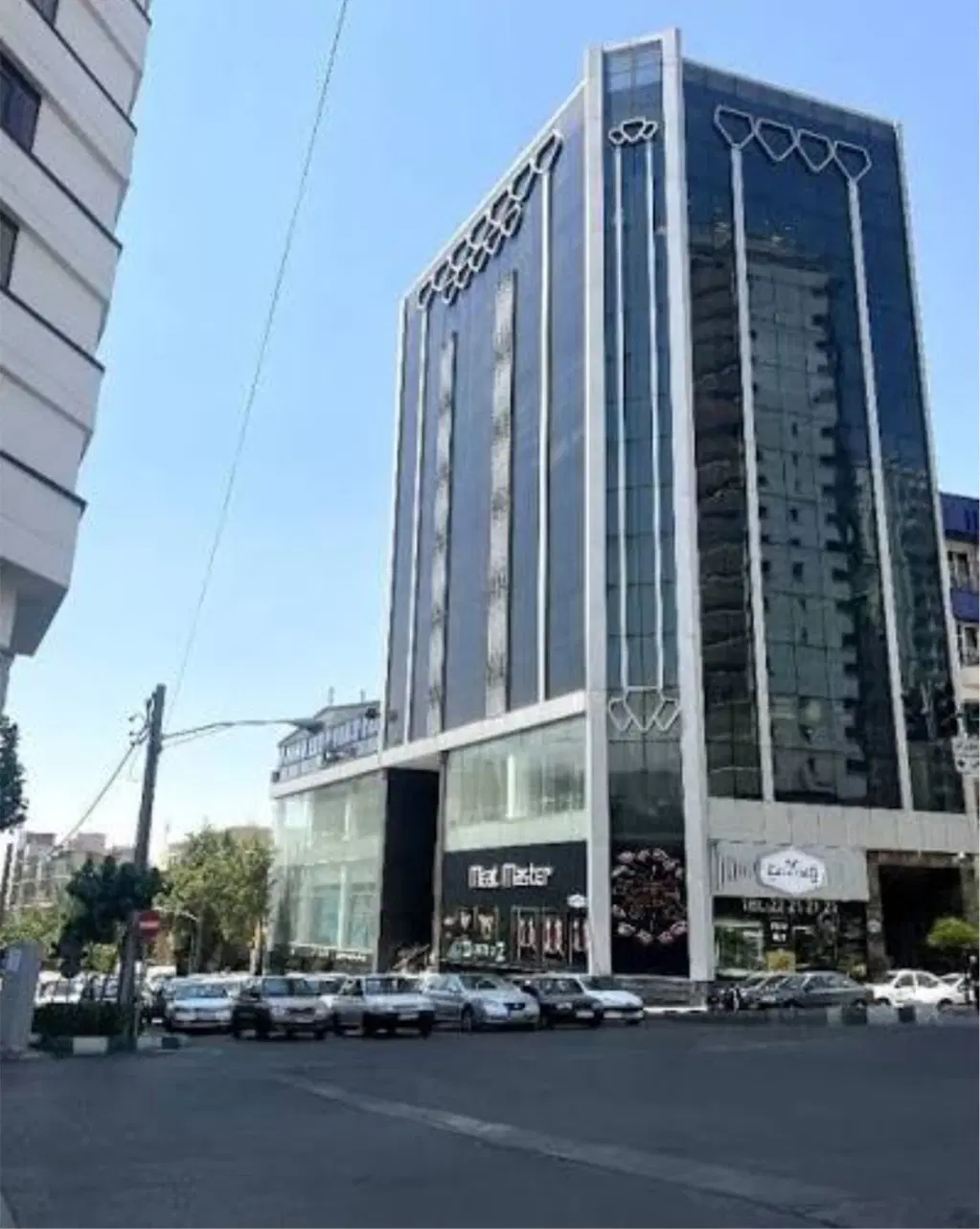 تهاتر اداری با مسکونی نبش کامرانیه اندرزگو