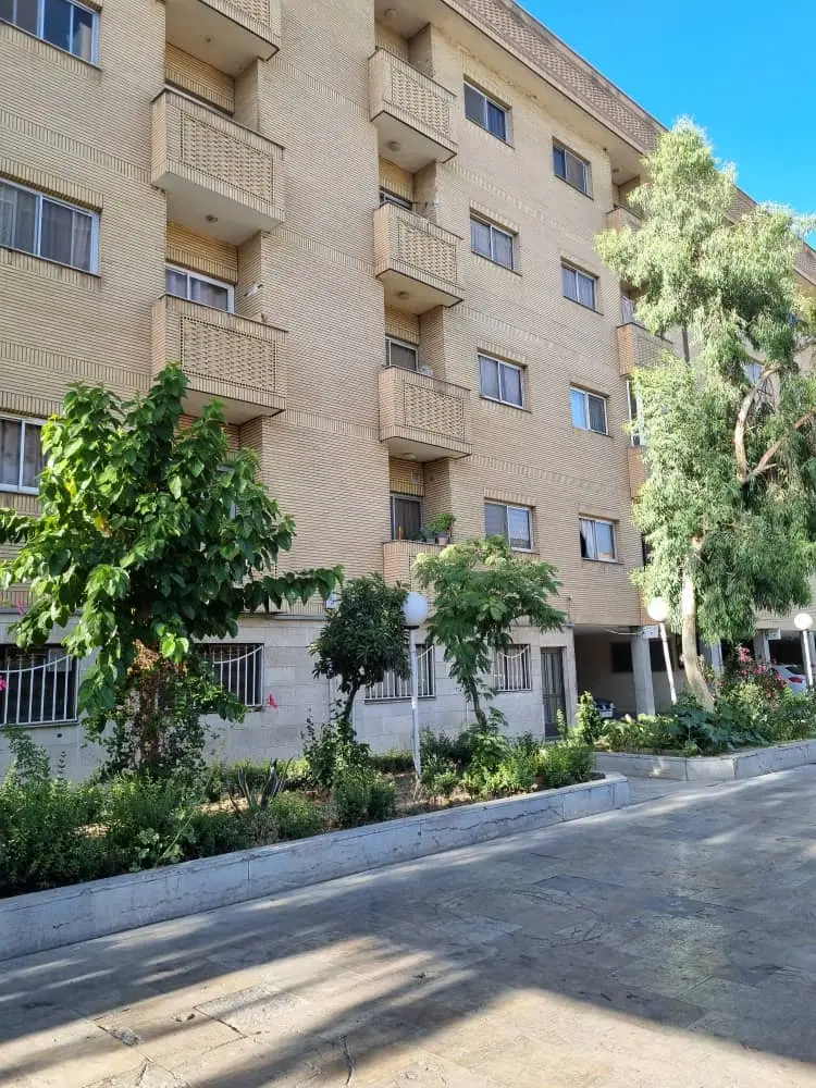 آپارتمان ۸۱ متر قباد شمالی