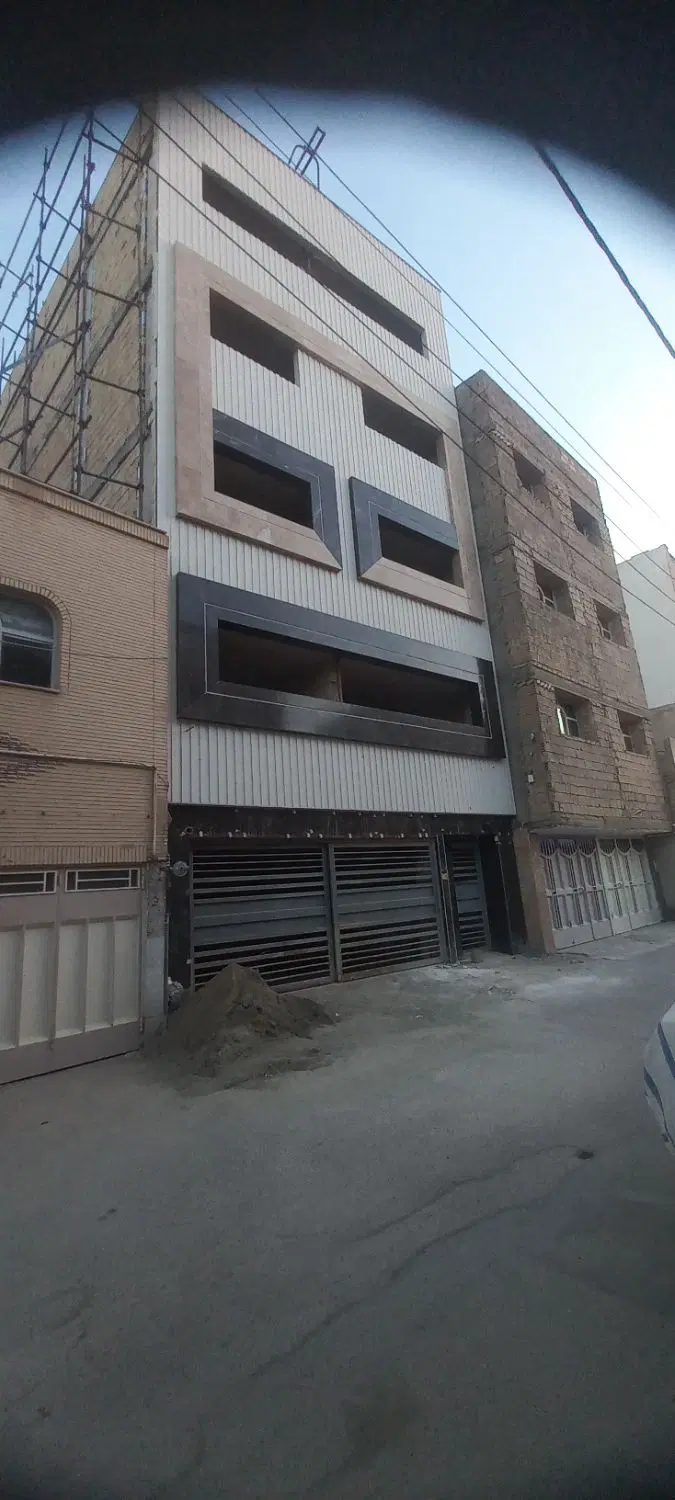 آپارتمان ۳ خوابه