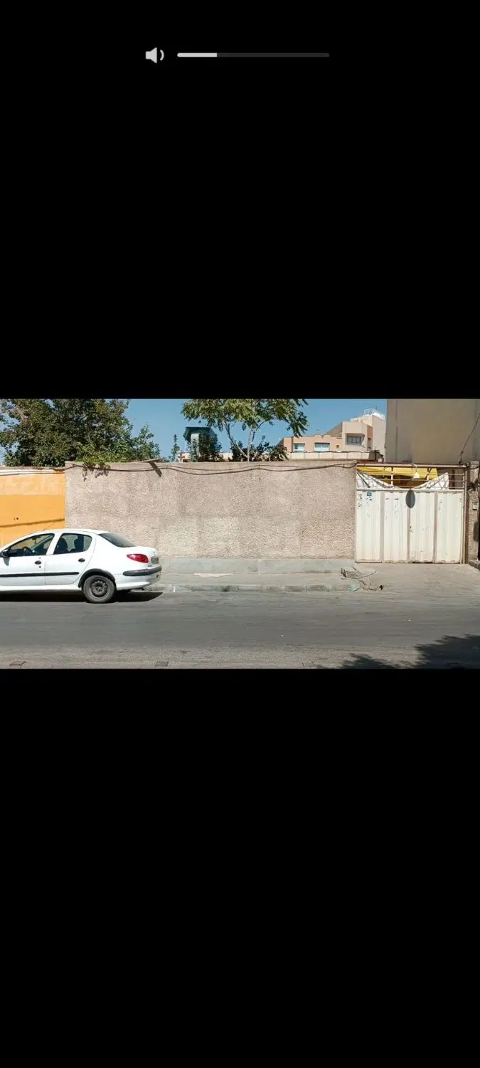 منزل مسکونی دارای پروانه ساخت تجاری اداری