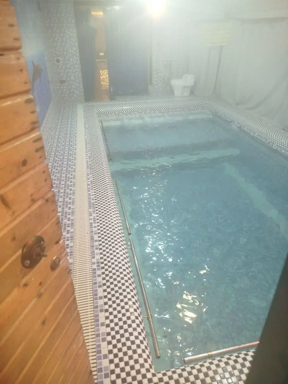 باغ.ویلا.استخر
