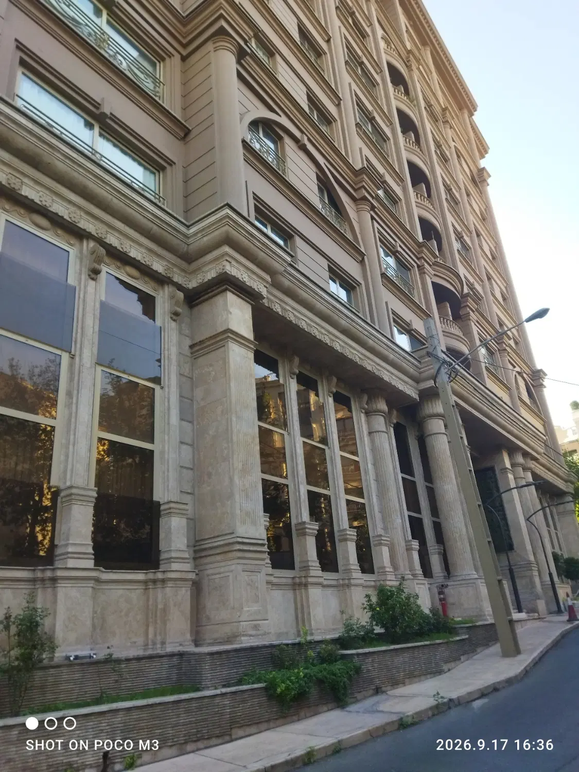 معاوضه آپارتمان در منطقه یک با کلنگی