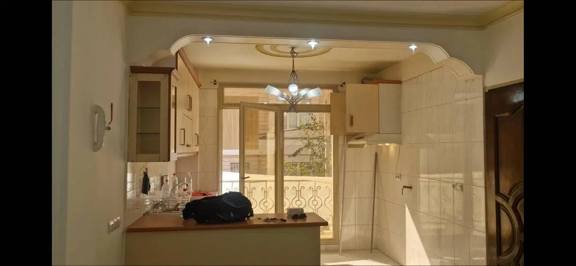 آپارتمان تک واحدی