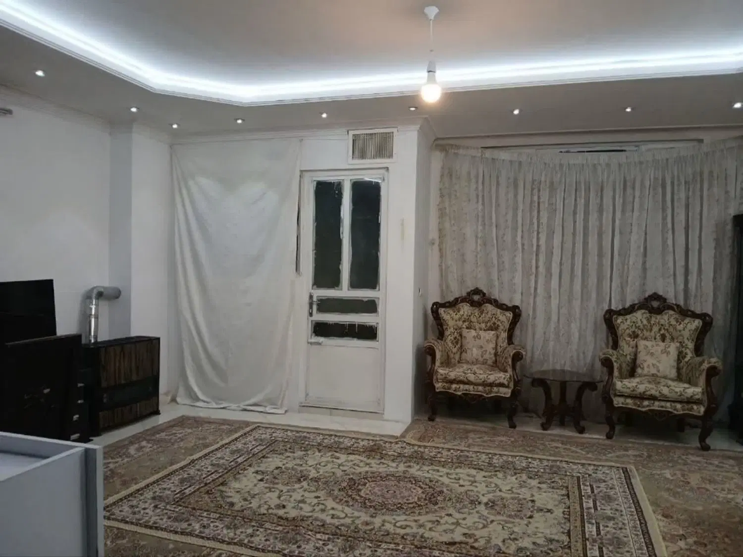تعداد دو واحد اپارتمان ۱۰۰ متری تک واحدی