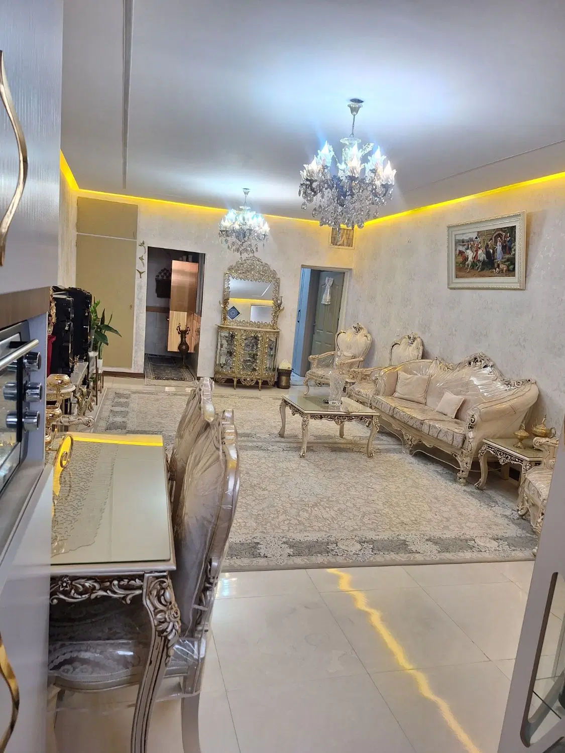 منزل فروشی سی متری میقان