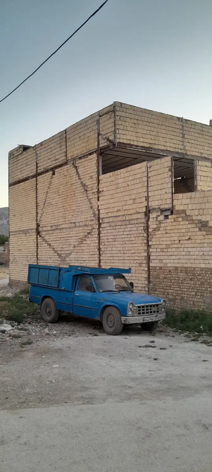 خانه دوطبقه دیناروند