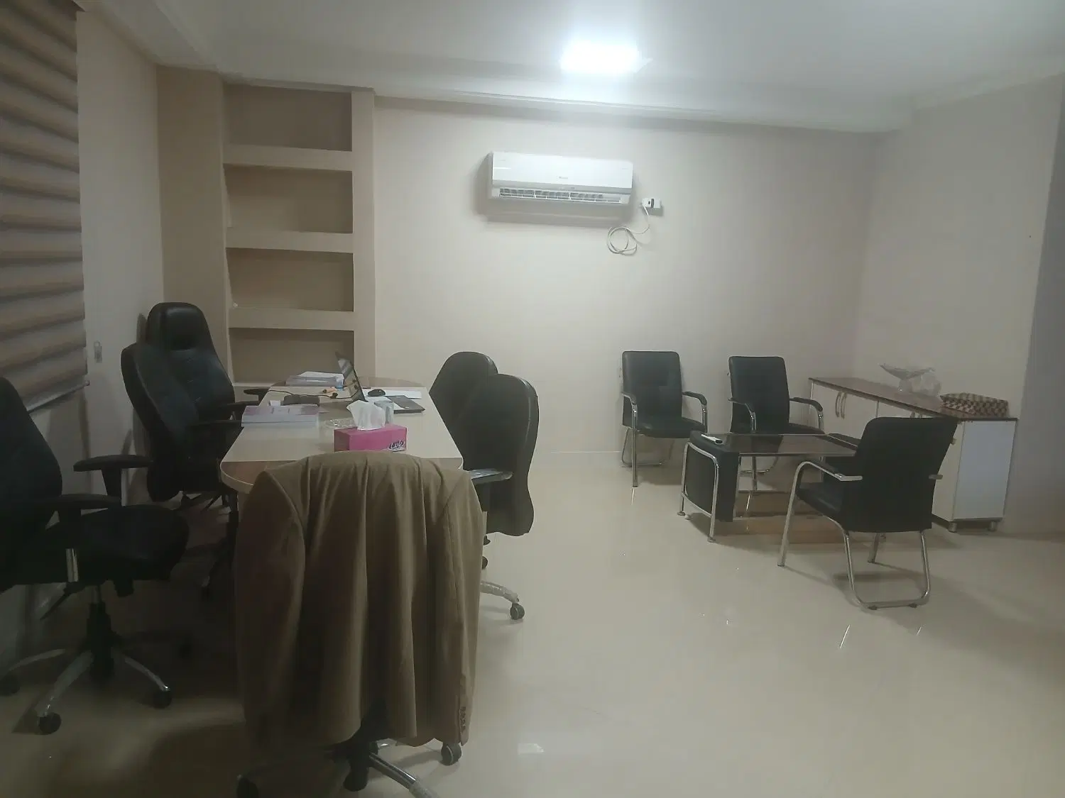 دفتر کار در بهترین موقعیت رسالت پلاک یک