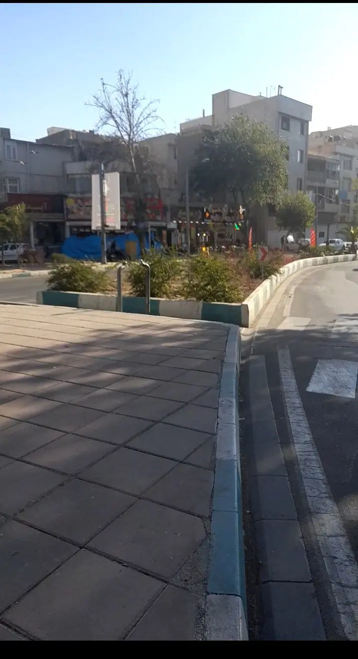 ملک تجاری مسکونی اول بازار دو کله
