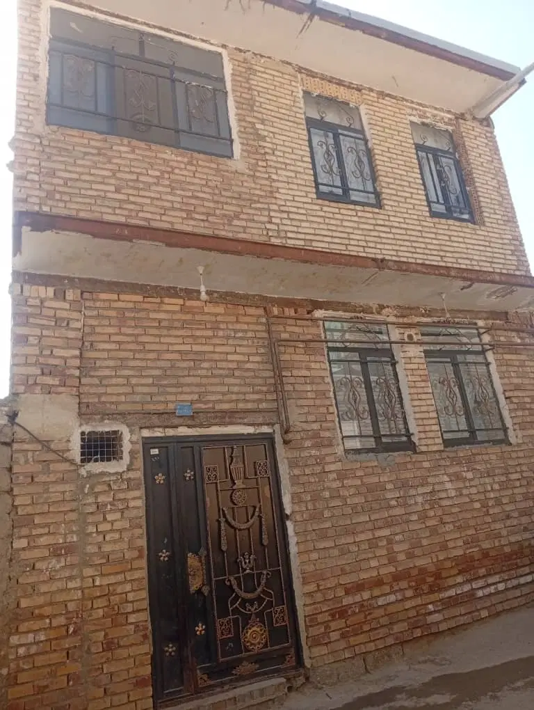 خونه واقع در کشتارگاه نزدیک بازار