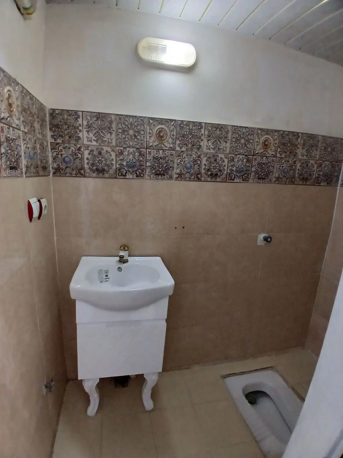 فروش۷۵مترسند۲خواب بازسازی طبقه۳پارکینگ دانشسرا