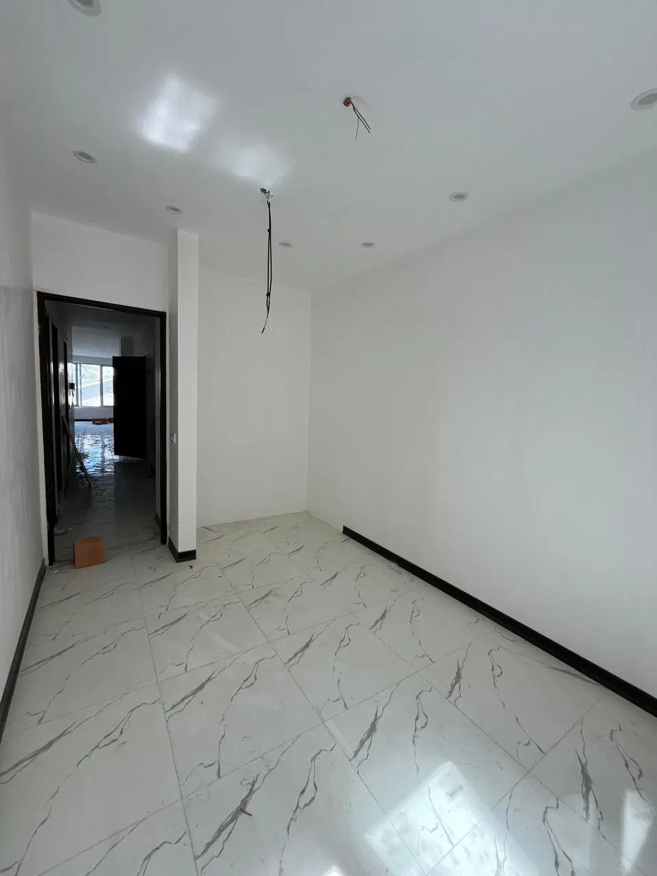 رهن و اجاره دو خواب نوساز کوچه شاکری
