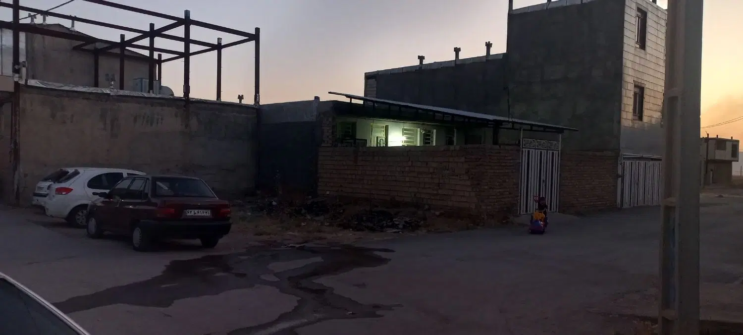 ۱۰۲متر دونبش