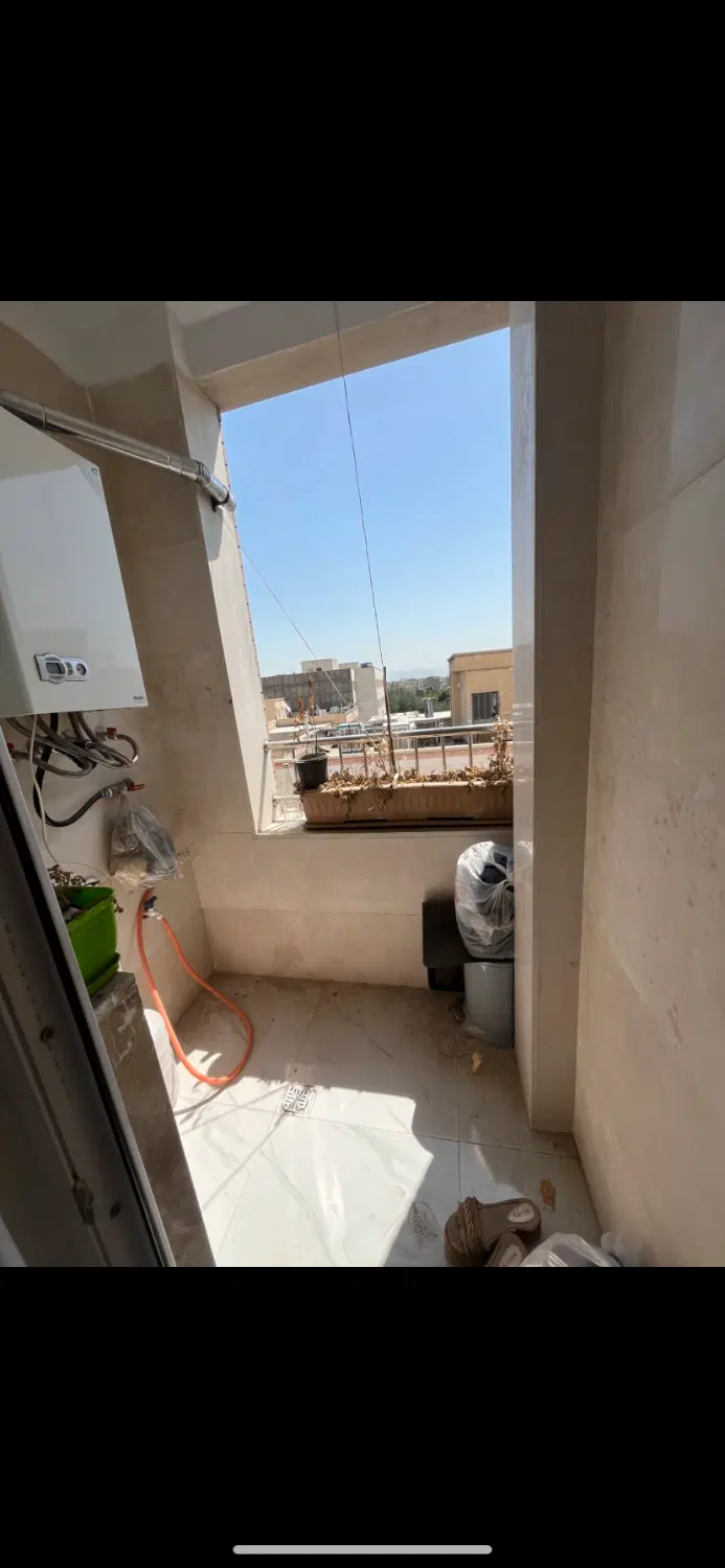 آپارتمان نوساز۷۴متری وصفنارد