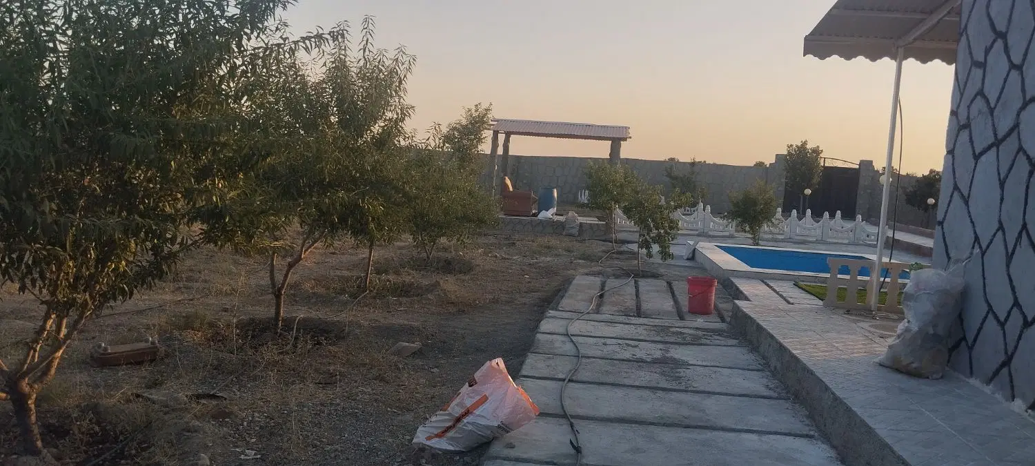 باغ در صوفیان پشت رستوران خدادوست