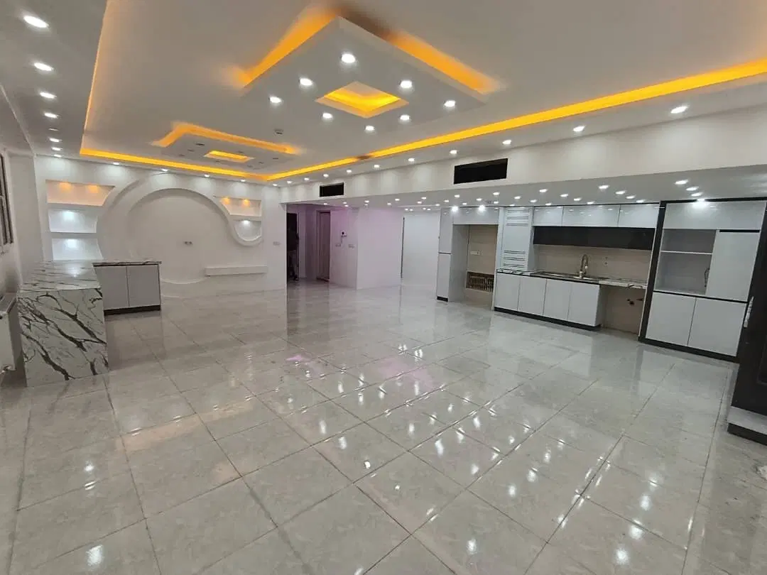 اپارتمان ۱۷۵ متری_ سه خوابه _