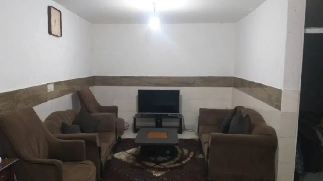 واحد رهن و اجاره ۴۵ متری گلشهر خیابان آذر شرقی