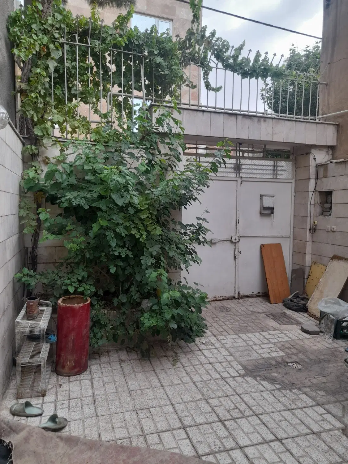منزل ویلایی ۱۲۵ متری . مقداد.  رسالت