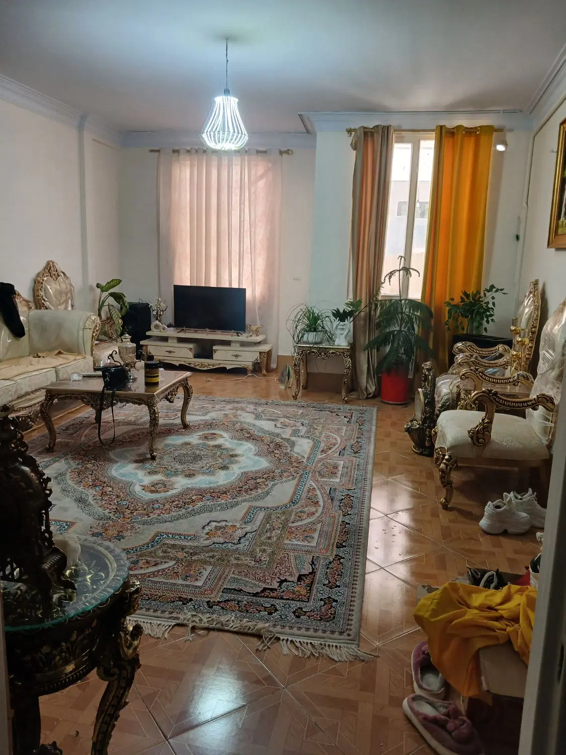 ۶۵متر آپارتمان خیلی تمیز گلستان یکم شهرک ارم