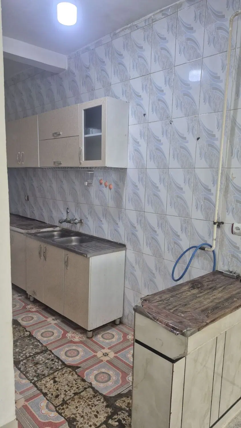 خانه 100 متری بهارستان