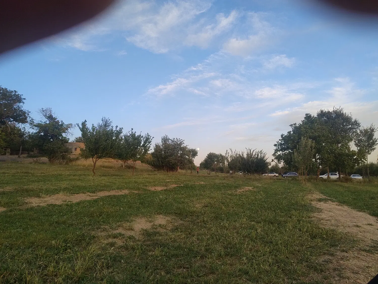 ویلایی اعتمادیه