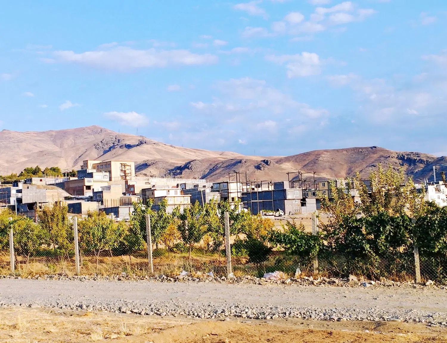 باغ زمین مسکونی نایسر