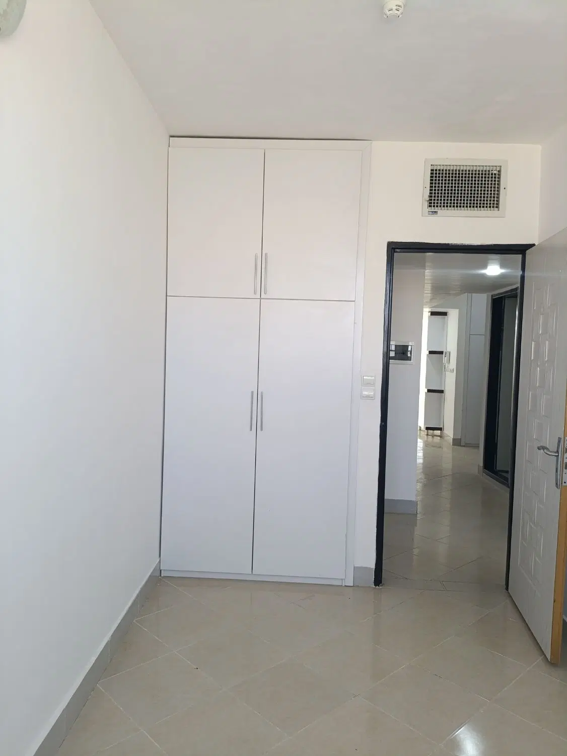 اپارتمان ۱۲۷ متر سه خواب توحید