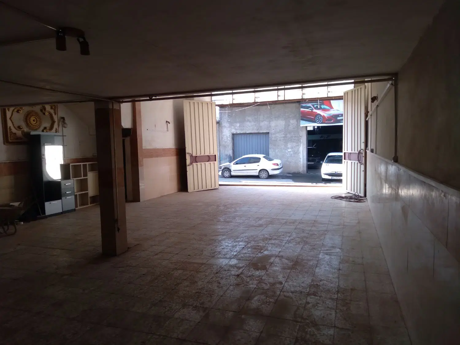 اجاره تجاری۲۰۰متری.جرجان روبروی شهرک امام