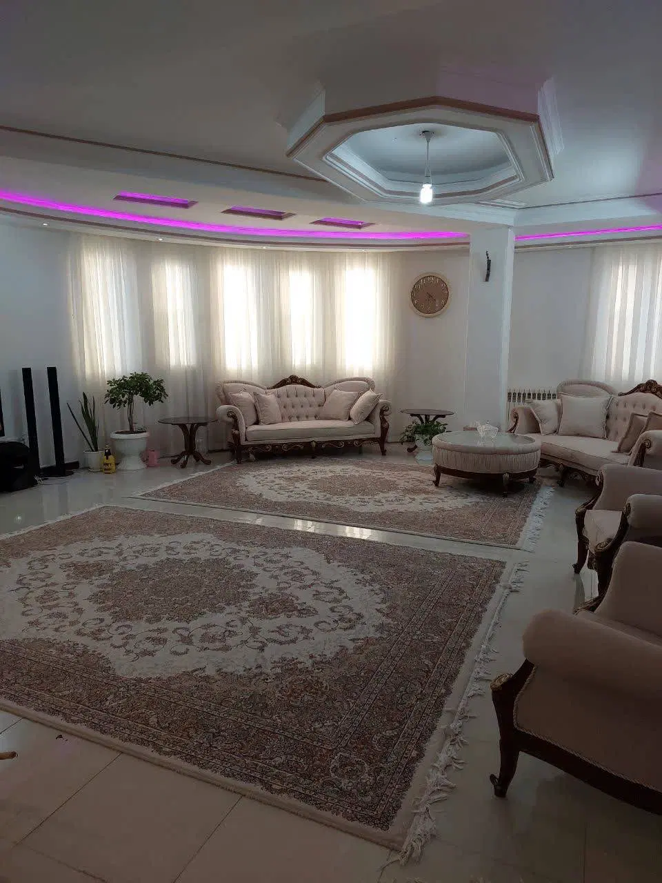 آپارتمان ۱۳۶متری_شهرک قدس_ جنوبی