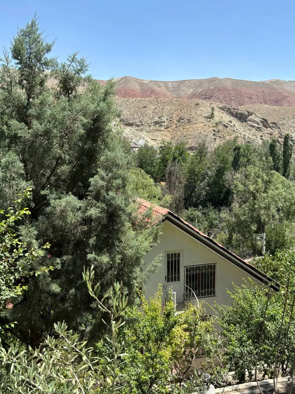 فروش ویلای ۱۲۰۰ متری گیلاوند