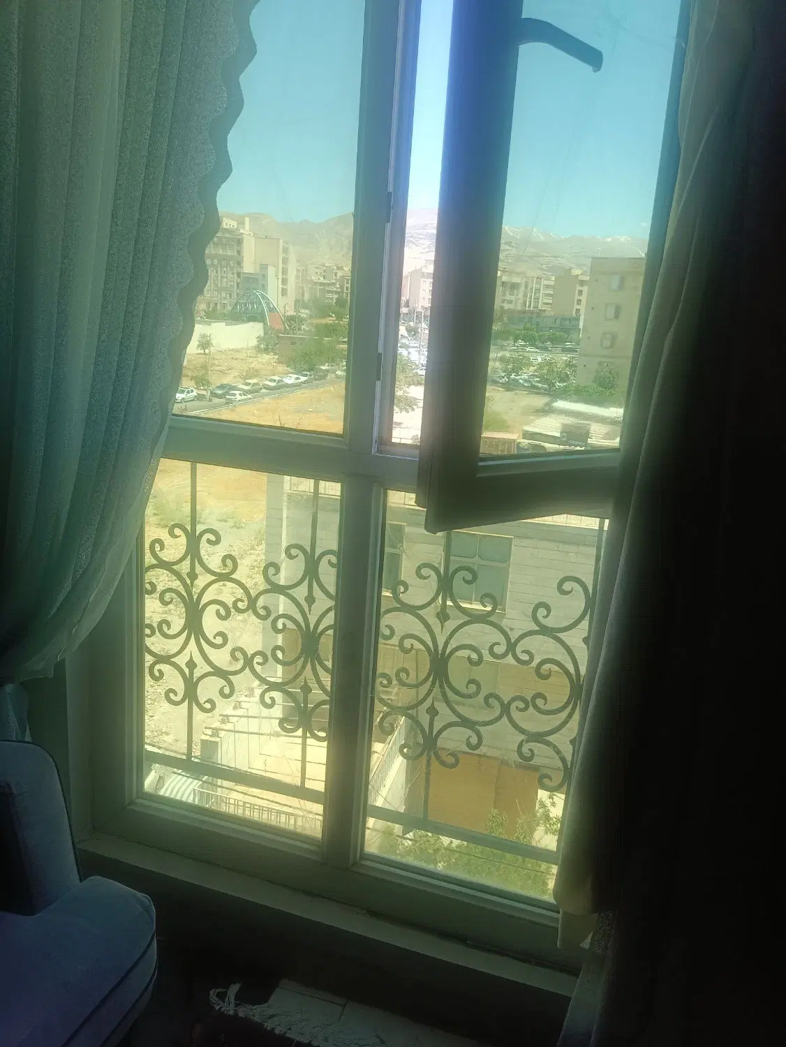 آپارتمان ۶۱ متری فول امکانات کل ساختمان ۶ واحد