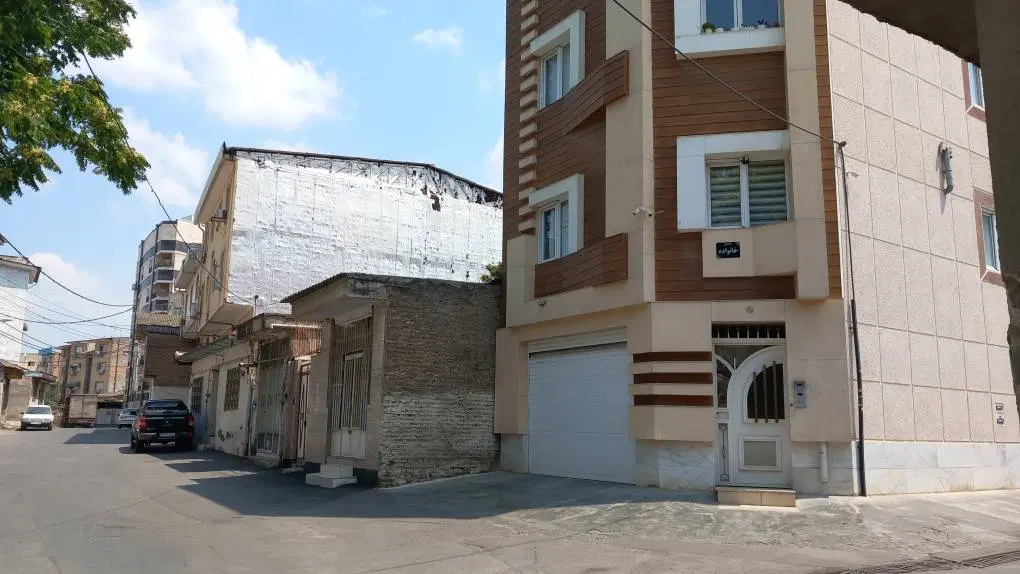 ویلایی کلنگی